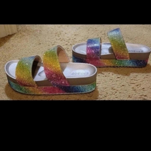 ♥︎New Rhinestone Platform Sandals♥︎ - Picture 12 of 12